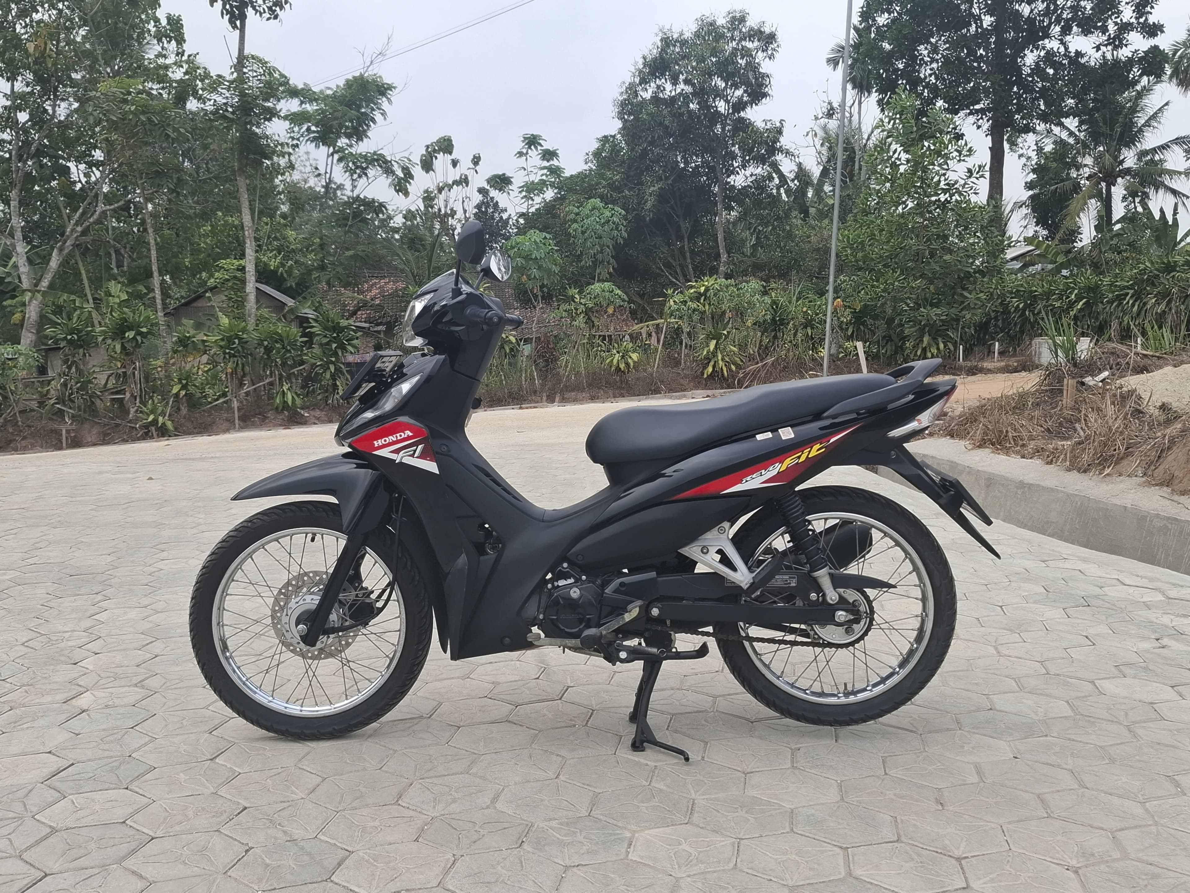 Motor 176